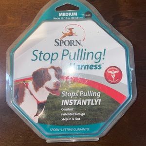 NIB Sporn Brand, Medium, Black, No pull harness, Padded Straps